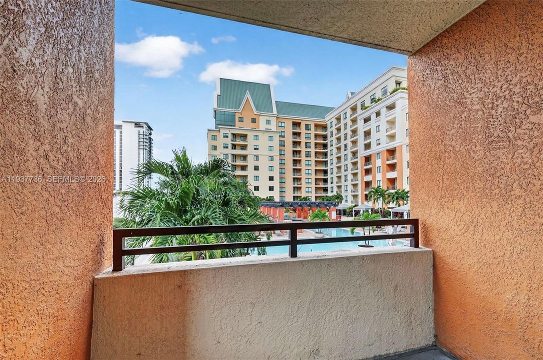 For Sale: $550,000 (3 beds, 2 baths, 1529 Square Feet)