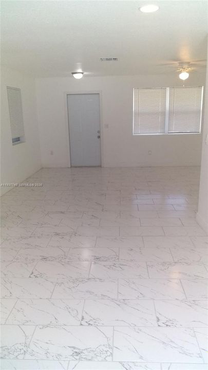En Venta: $350,000 (3 camas, 1 baños, 1020 Pies cuadrados)