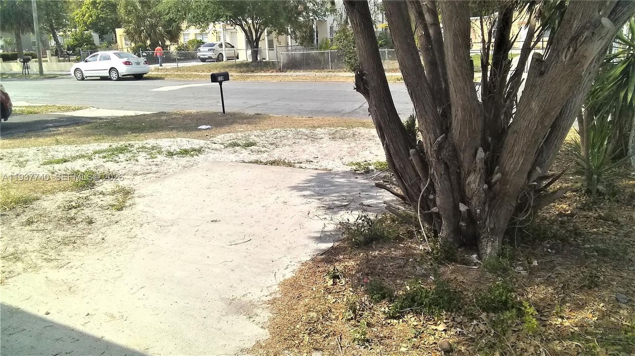 En Venta: $350,000 (3 camas, 1 baños, 1020 Pies cuadrados)