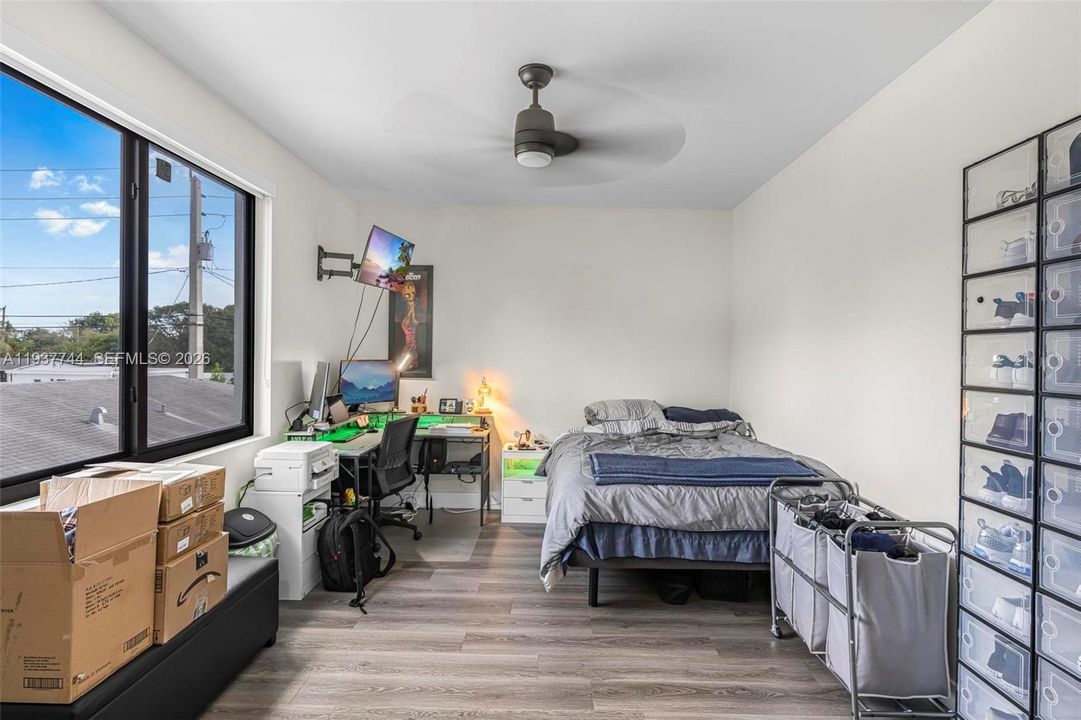 En Renta: $3,500 (4 camas, 3 baños, 4195 Pies cuadrados)