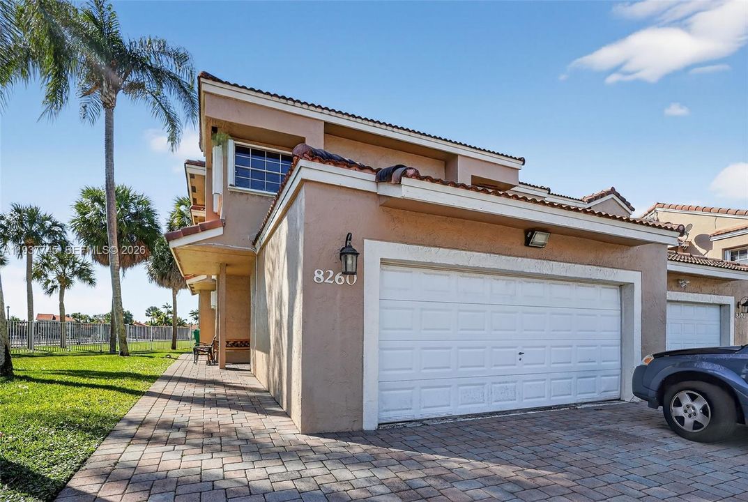 For Sale: $379,000 (3 beds, 2 baths, 1474 Square Feet)