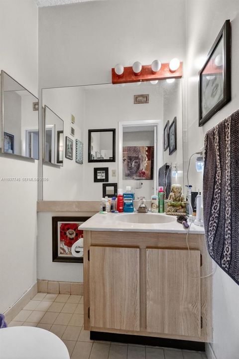 For Sale: $379,000 (3 beds, 2 baths, 1474 Square Feet)