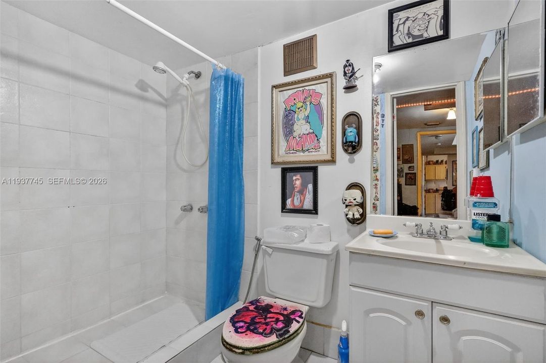 For Sale: $379,000 (3 beds, 2 baths, 1474 Square Feet)