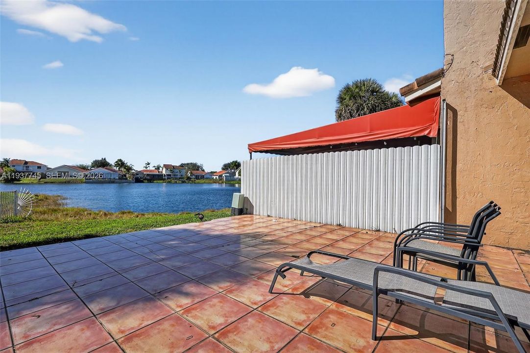 For Sale: $379,000 (3 beds, 2 baths, 1474 Square Feet)