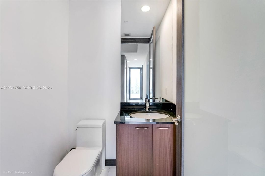 For Sale: $3,300,000 (3 beds, 3 baths, 2768 Square Feet)