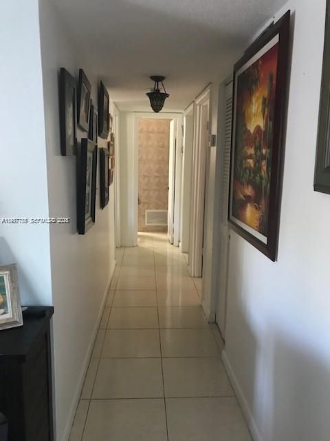 For Rent: $2,900 (3 beds, 2 baths, 1130 Square Feet)