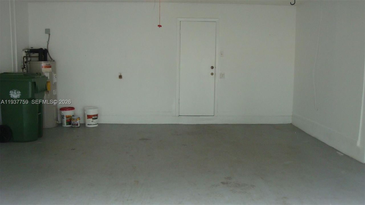 For Rent: $3,600 (3 beds, 2 baths, 1363 Square Feet)