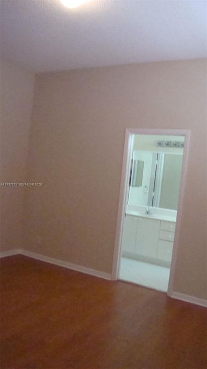 For Rent: $3,600 (3 beds, 2 baths, 1363 Square Feet)