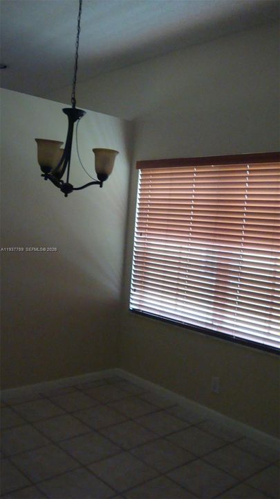 For Rent: $3,600 (3 beds, 2 baths, 1363 Square Feet)