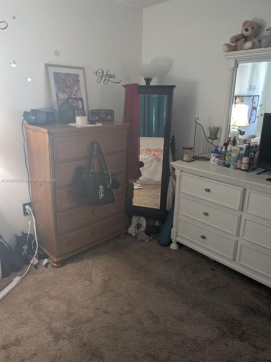 For Sale: $499,000 (4 beds, 2 baths, 2114 Square Feet)