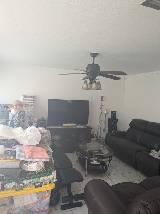 For Sale: $499,000 (4 beds, 2 baths, 2114 Square Feet)