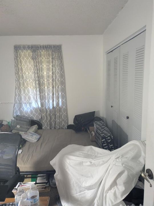 For Sale: $499,000 (4 beds, 2 baths, 2114 Square Feet)