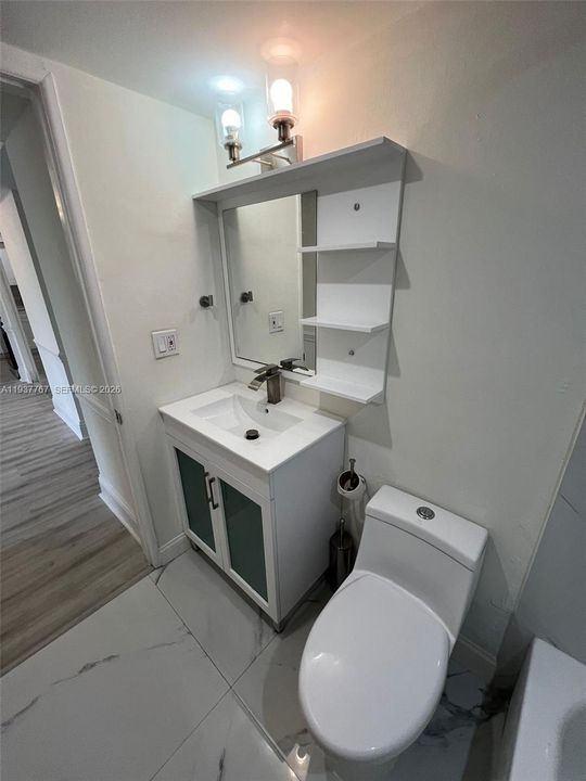 En Renta: $2,600 (2 camas, 2 baños, 899 Pies cuadrados)