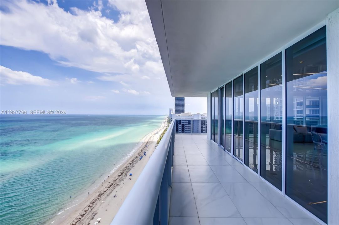 For Rent: $11,000 (3 beds, 3 baths, 2065 Square Feet)