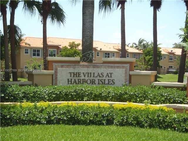 For Rent: $2,700 (3 beds, 2 baths, 1616 Square Feet)