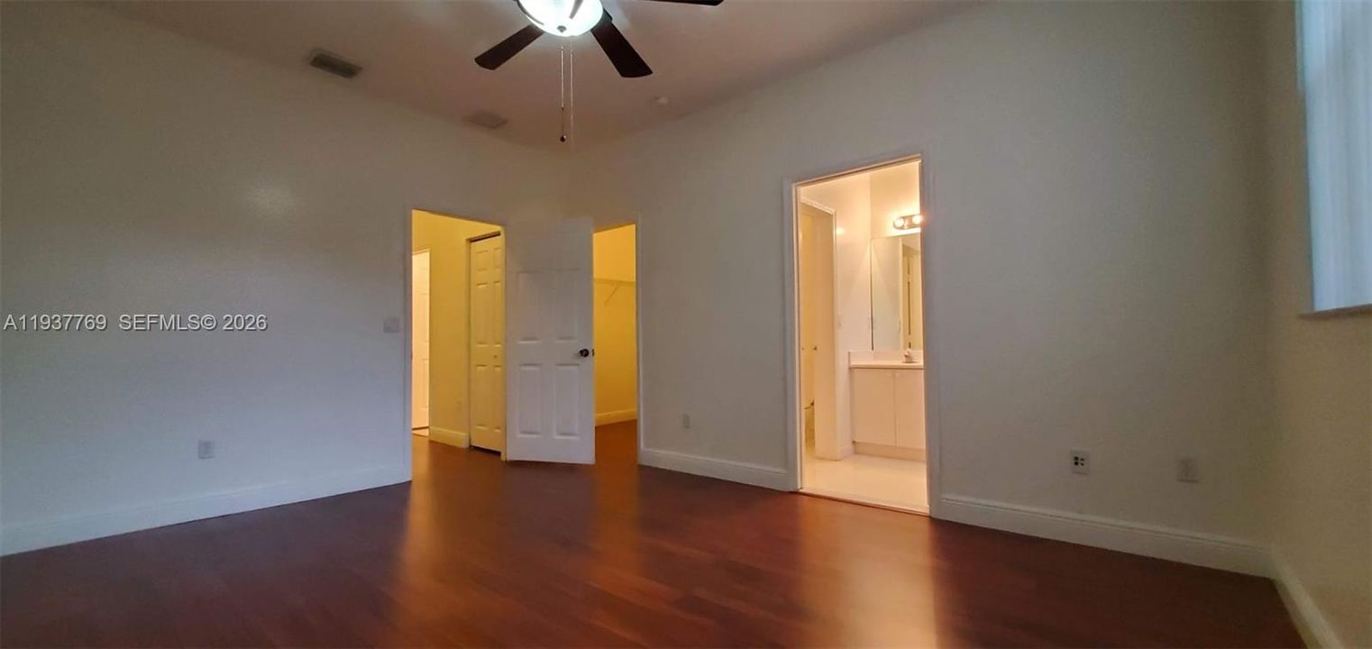 For Rent: $2,700 (3 beds, 2 baths, 1616 Square Feet)