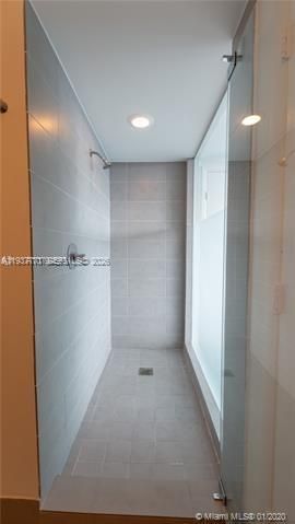 For Rent: $4,500 (2 beds, 2 baths, 1110 Square Feet)