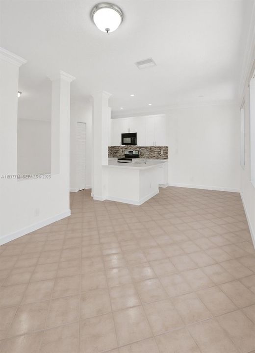 For Rent: $5,100 (5 beds, 3 baths, 0 Square Feet)