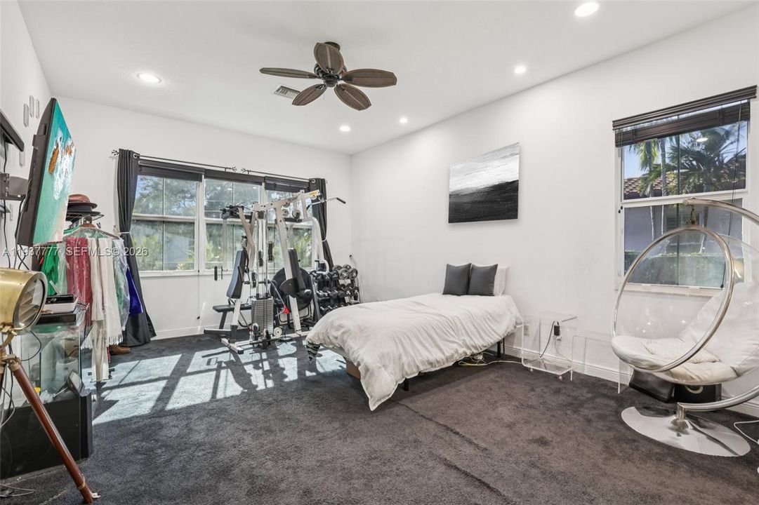 待售: $1,250,000 (4 贝兹, 3 浴室, 2723 平方英尺)