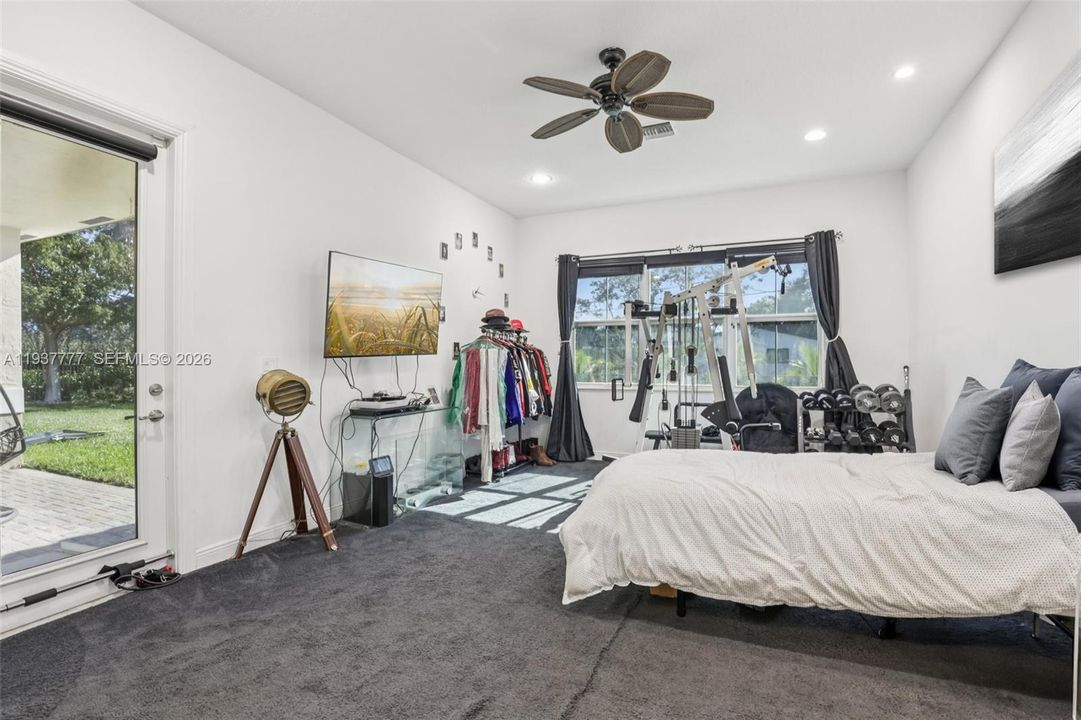 待售: $1,250,000 (4 贝兹, 3 浴室, 2723 平方英尺)