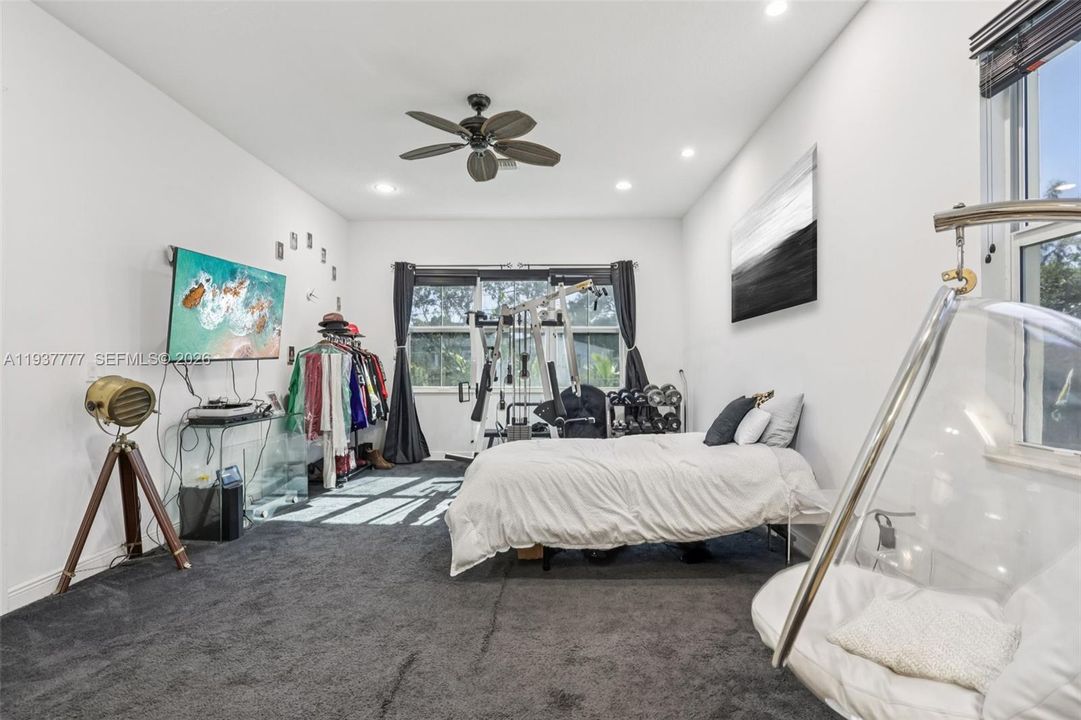 待售: $1,250,000 (4 贝兹, 3 浴室, 2723 平方英尺)