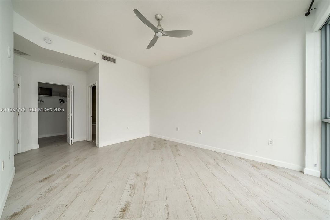 出租: $2,650 (2 贝兹, 1 浴室, 1115 平方英尺)