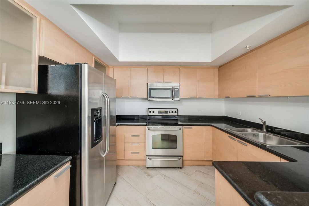 出租: $2,650 (2 贝兹, 1 浴室, 1115 平方英尺)