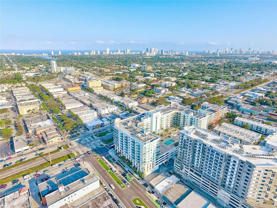 出租: $2,650 (2 贝兹, 1 浴室, 1115 平方英尺)