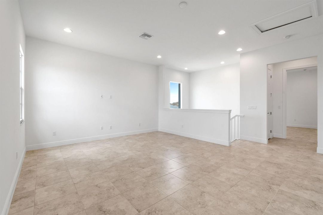 9019SWTerziWay(63)