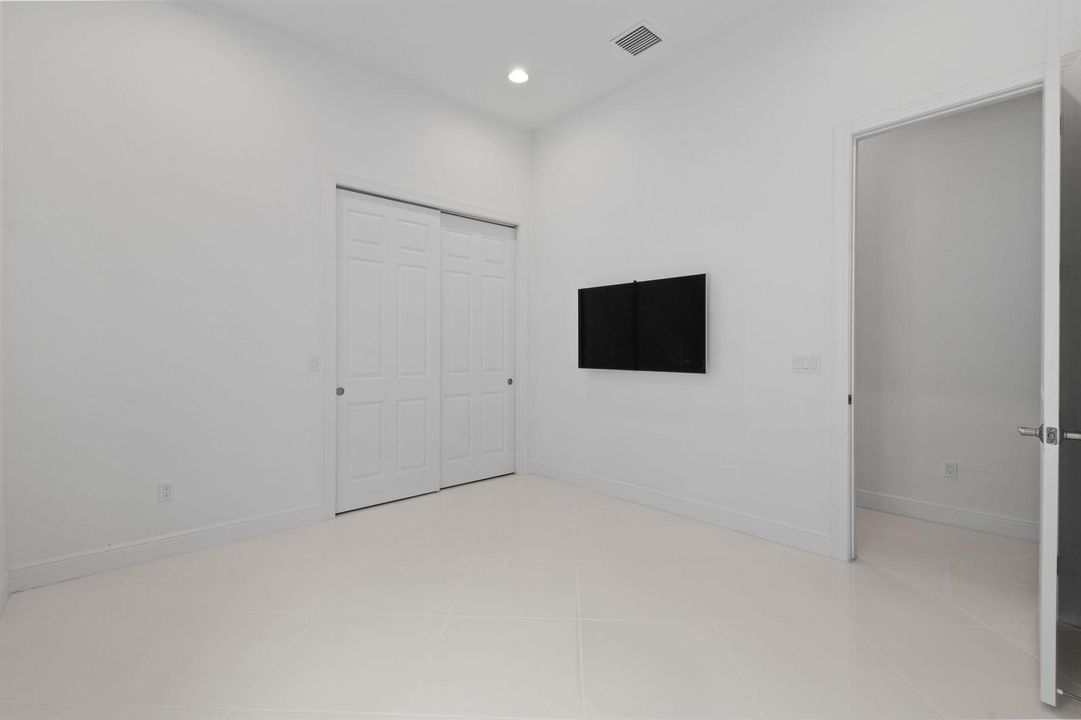 9019SWTerziWay(54)