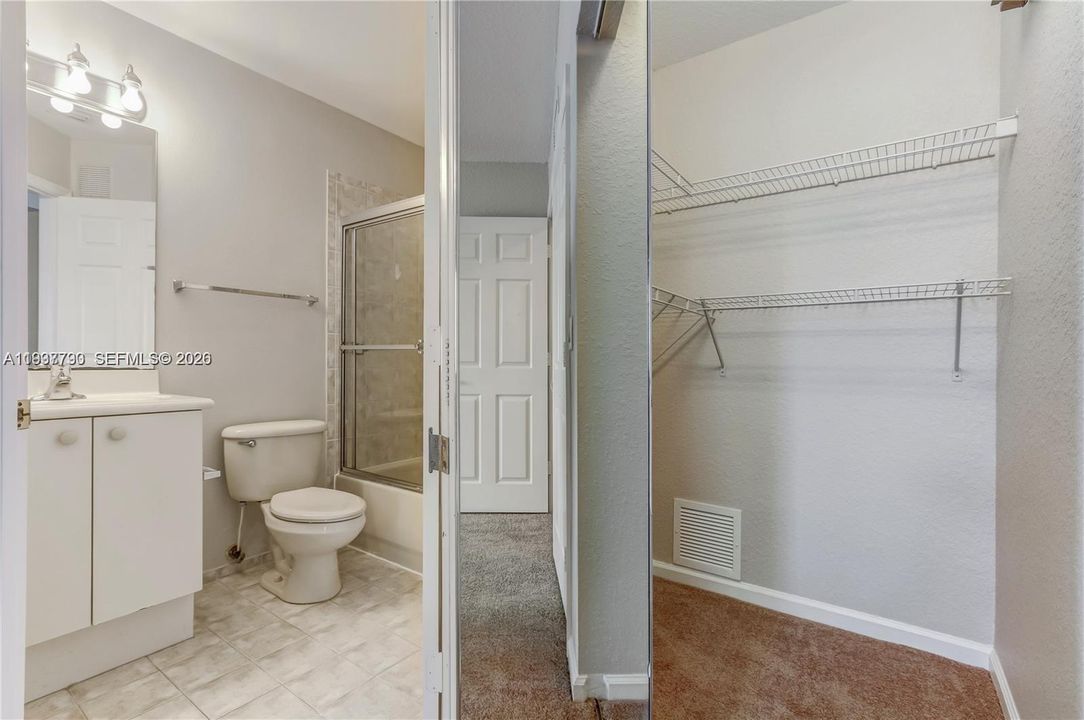 В аренду: $3,100 (3 спален, 2 ванн, 1450 Квадратных фут)