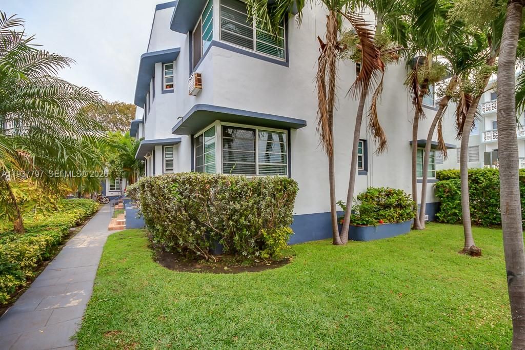 For Rent: $1,650 (0 beds, 1 baths, 420 Square Feet)