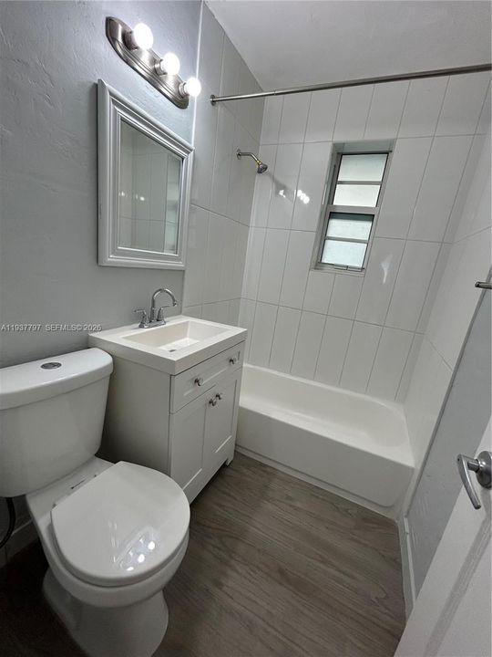 For Rent: $1,650 (0 beds, 1 baths, 420 Square Feet)