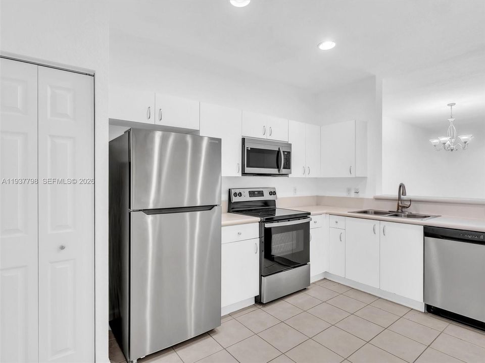 En Renta: $2,950 (2 camas, 2 baños, 1155 Pies cuadrados)