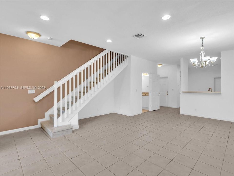 En Renta: $2,950 (2 camas, 2 baños, 1155 Pies cuadrados)