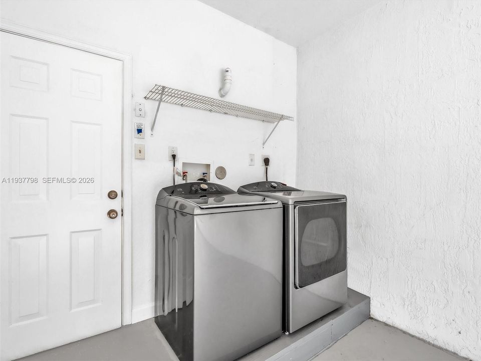 En Renta: $2,950 (2 camas, 2 baños, 1155 Pies cuadrados)