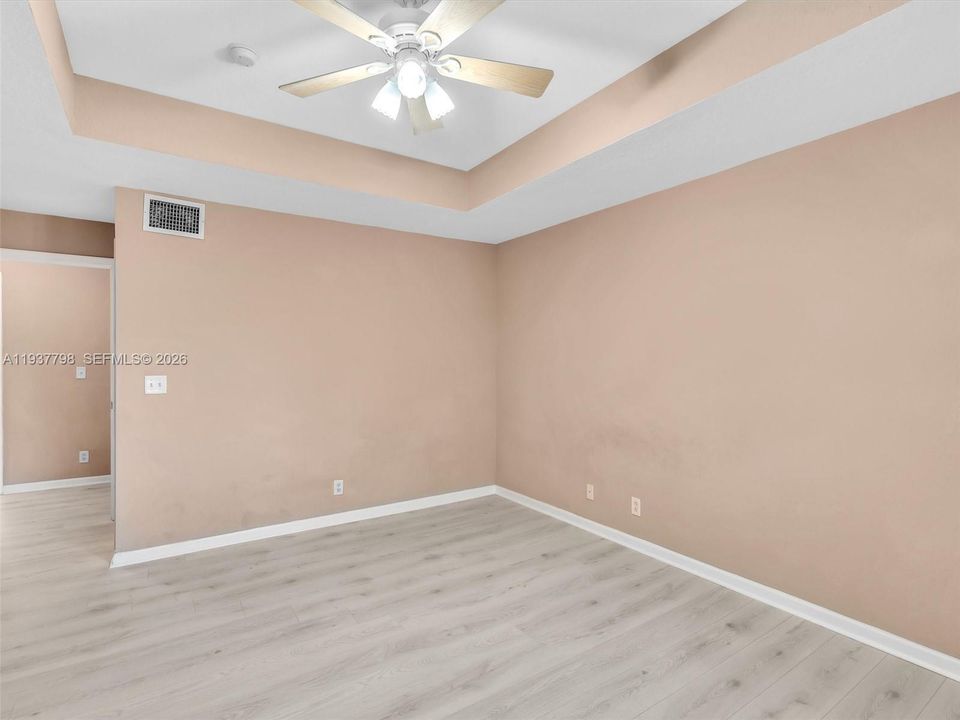 En Renta: $2,950 (2 camas, 2 baños, 1155 Pies cuadrados)