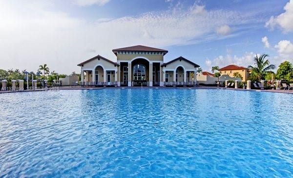 En Renta: $2,290 (3 camas, 2 baños, 1018 Pies cuadrados)