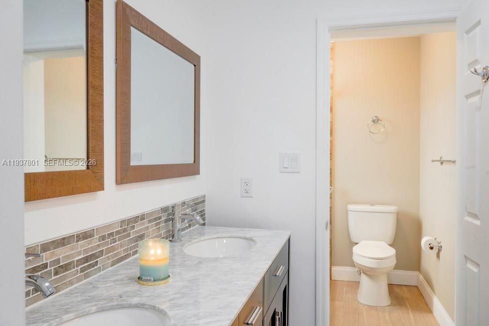 出租: $7,300 (4 贝兹, 3 浴室, 2127 平方英尺)