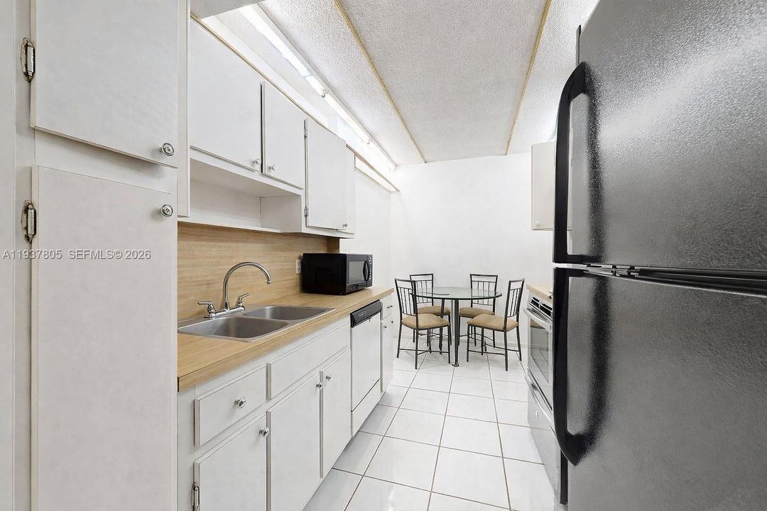 En Venta: $138,500 (1 camas, 1 baños, 844 Pies cuadrados)