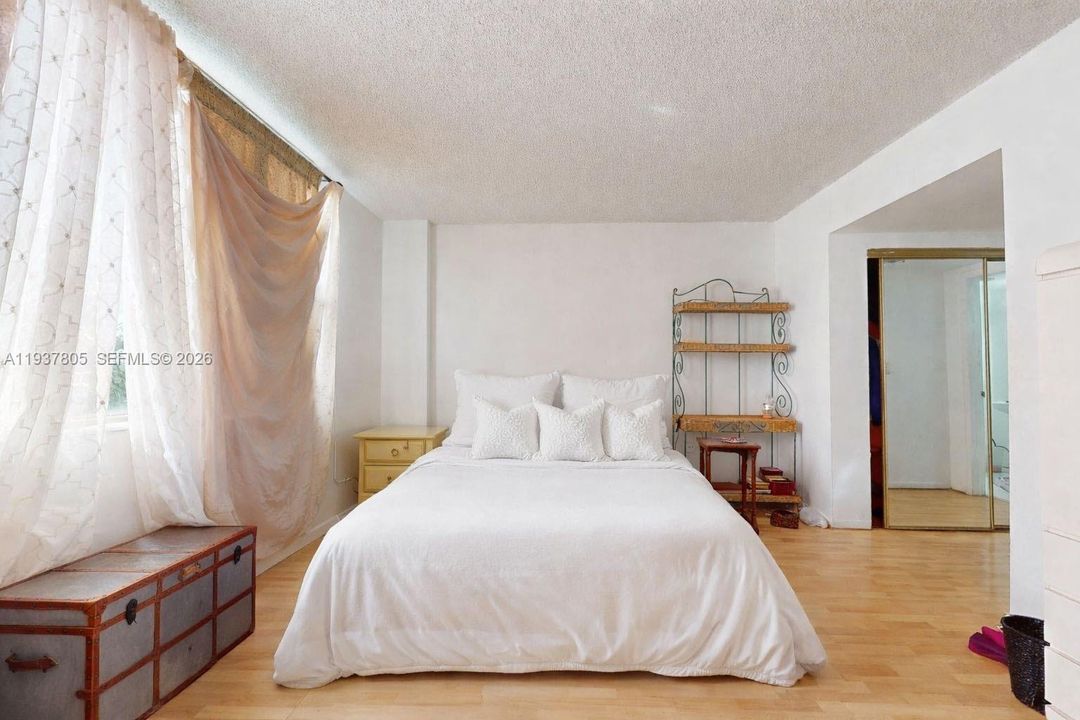 En Venta: $138,500 (1 camas, 1 baños, 844 Pies cuadrados)