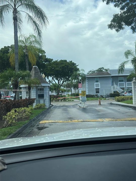 В аренду: $2,000 (2 спален, 2 ванн, 1060 Квадратных фут)