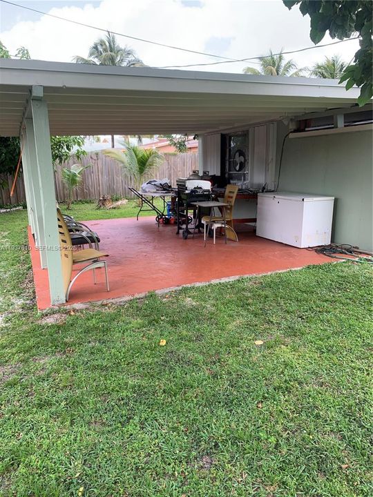 For Sale: $549,000 (3 beds, 2 baths, 1578 Square Feet)