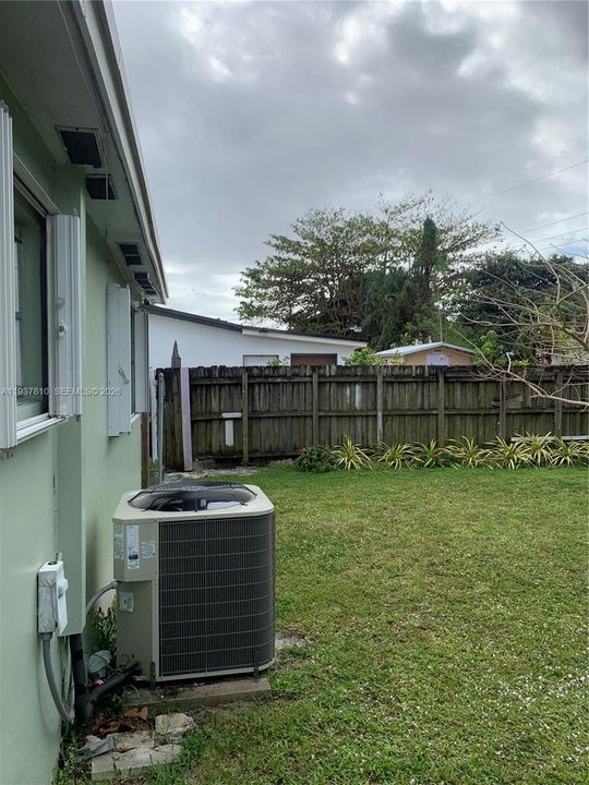 For Sale: $549,000 (3 beds, 2 baths, 1578 Square Feet)