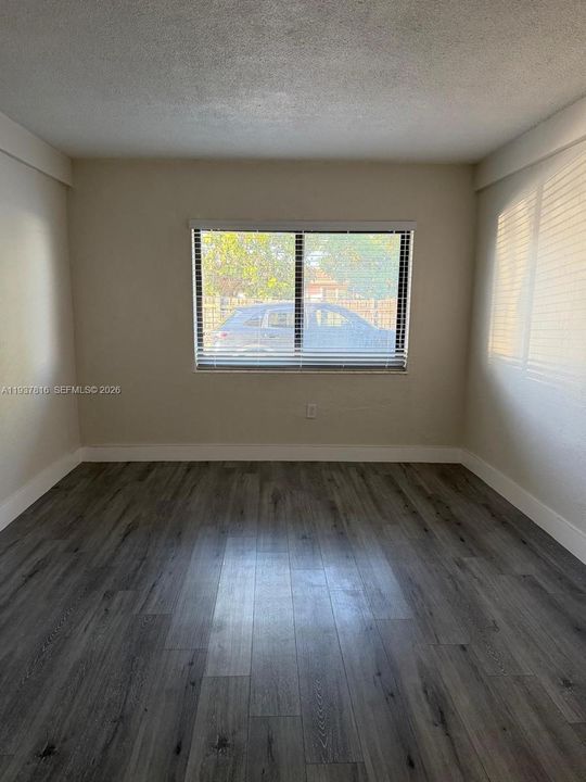 出租: $1,850 (1 贝兹, 1 浴室, 650 平方英尺)