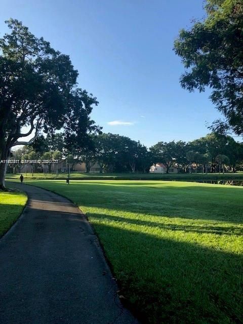 В аренду: $1,799 (1 спален, 1 ванн, 693 Квадратных фут)