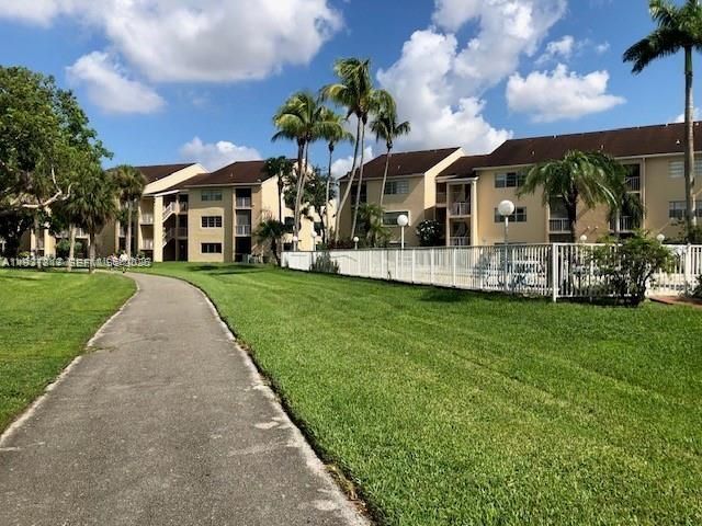 В аренду: $1,799 (1 спален, 1 ванн, 693 Квадратных фут)