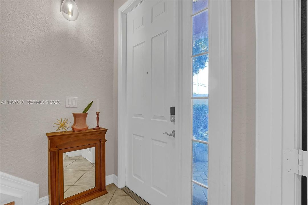 En Venta: $474,999 (3 camas, 2 baños, 1499 Pies cuadrados)