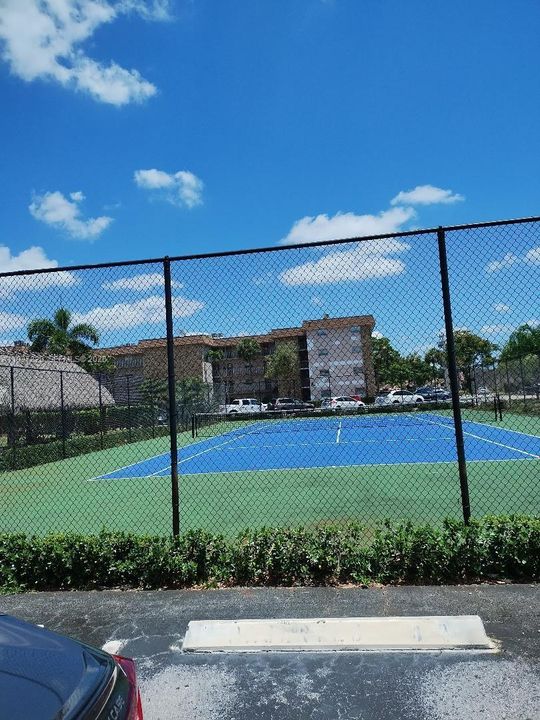 En Renta: $1,950 (2 camas, 2 baños, 949 Pies cuadrados)