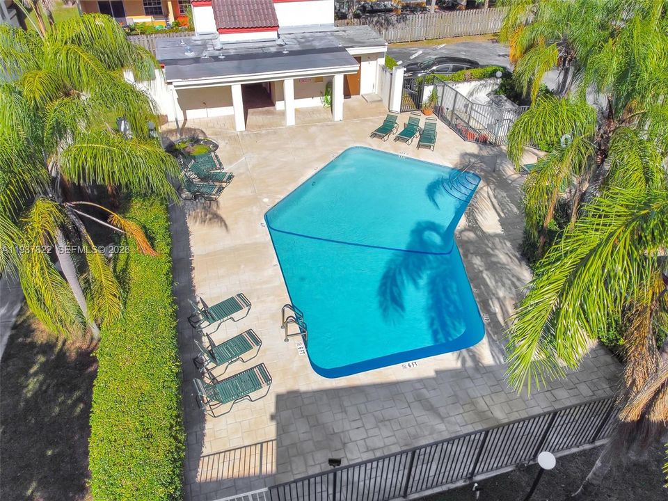 En Venta: $270,000 (3 camas, 2 baños, 1215 Pies cuadrados)